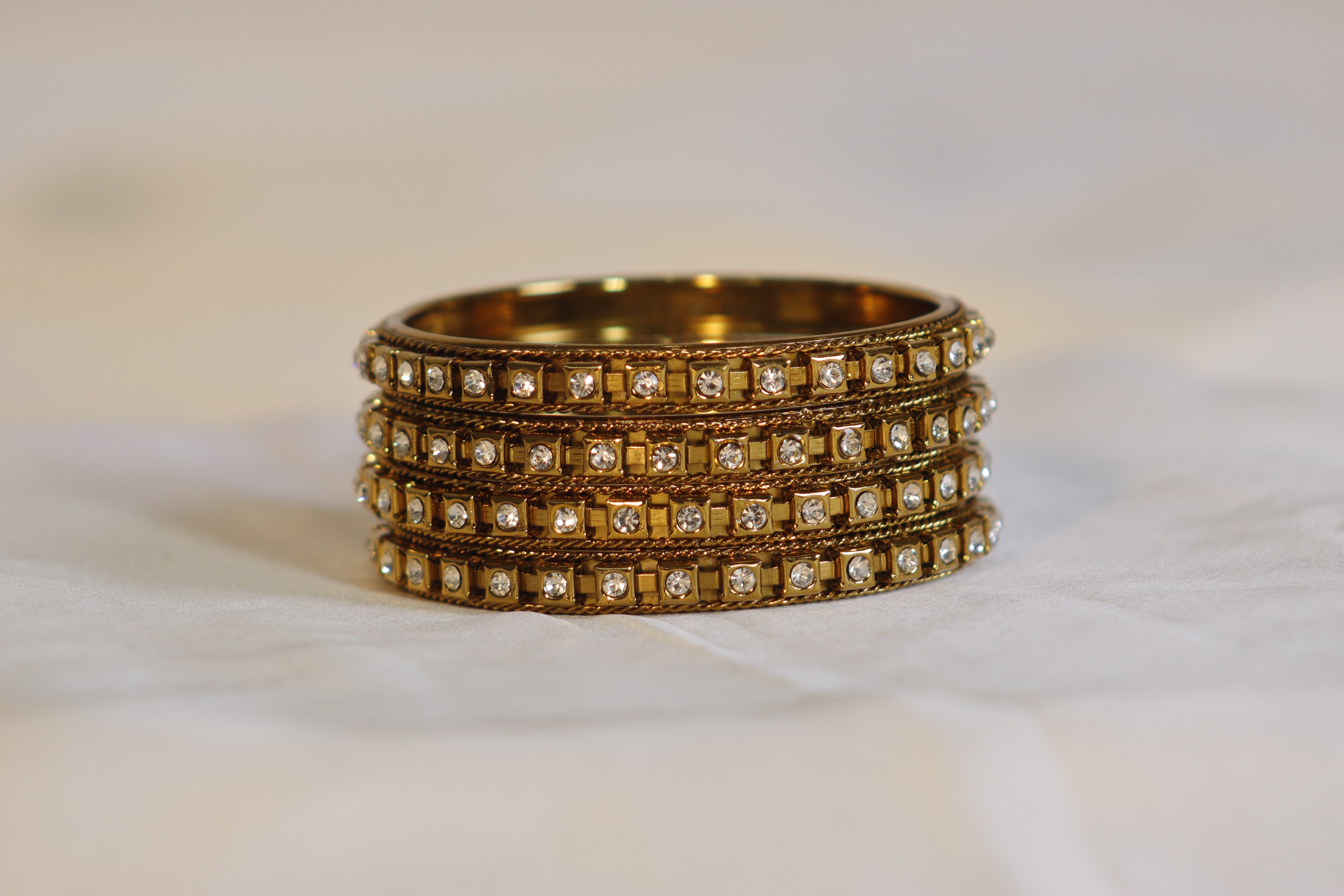 Antique Golden Kara with White Stone – Elegant Traditional Design