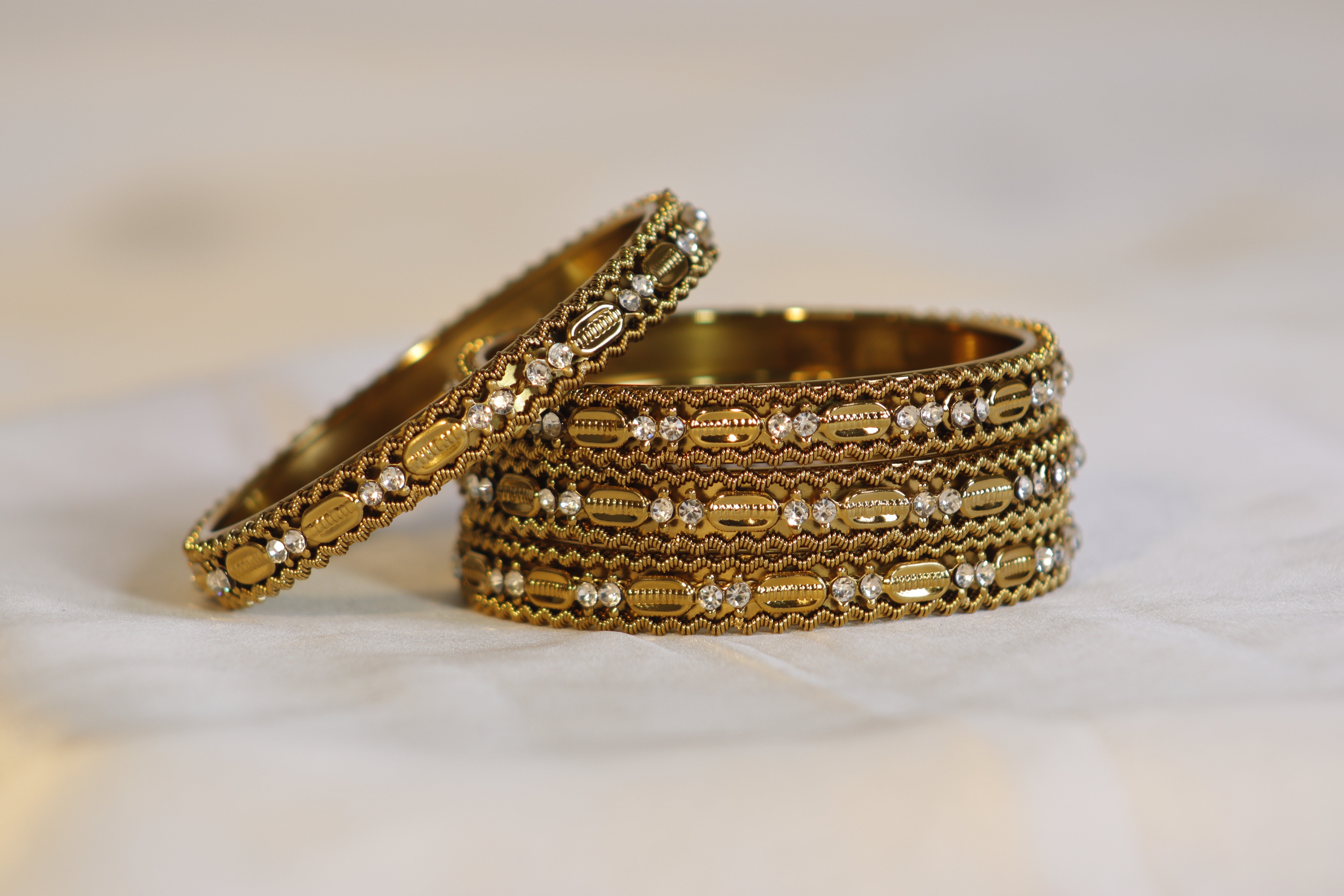 Elegance Traditional Kara Bangles – Golden (Set of 4)