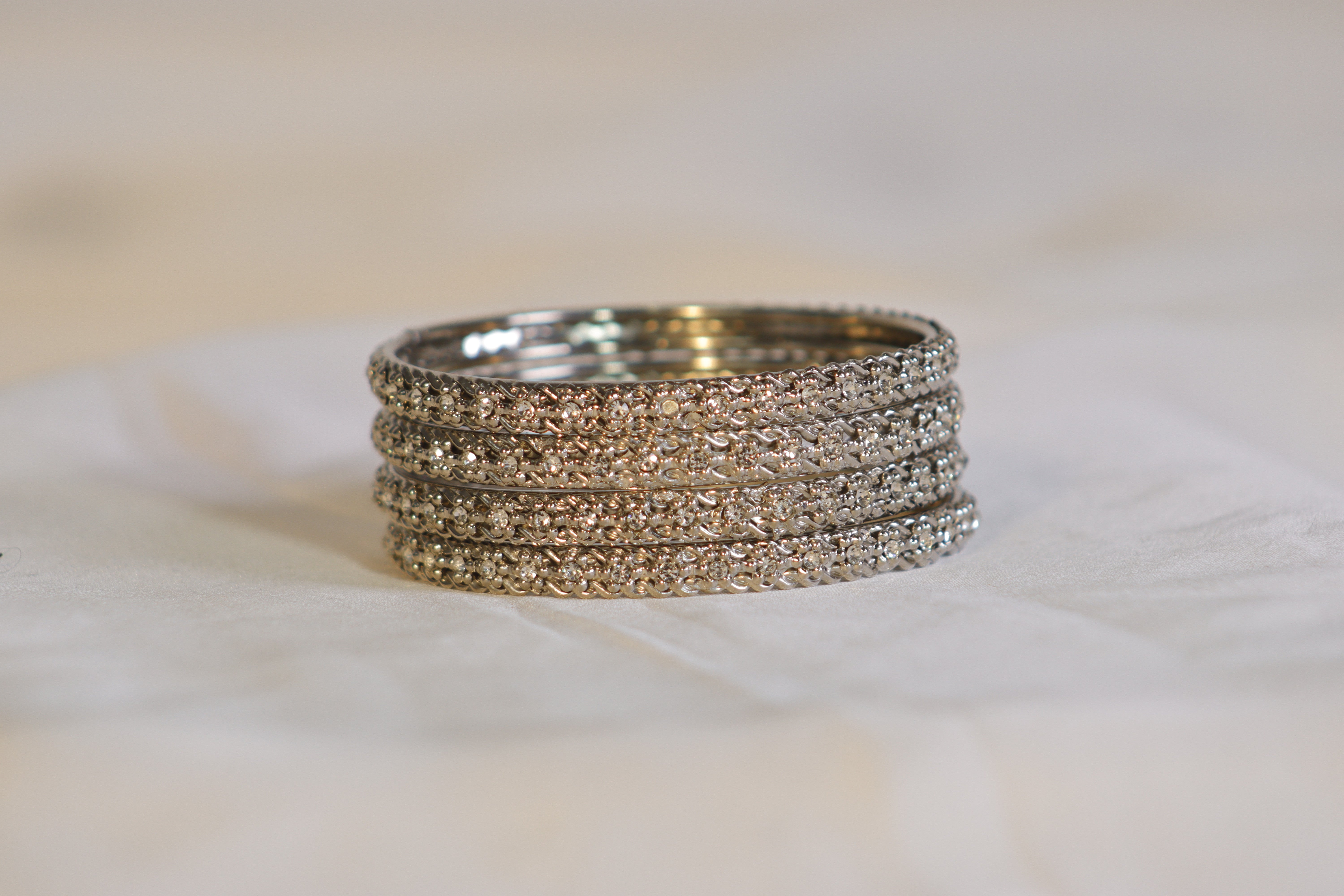 Traditional Classic & Fancy Kara Bangles – Golden & Silver (Set of 4)