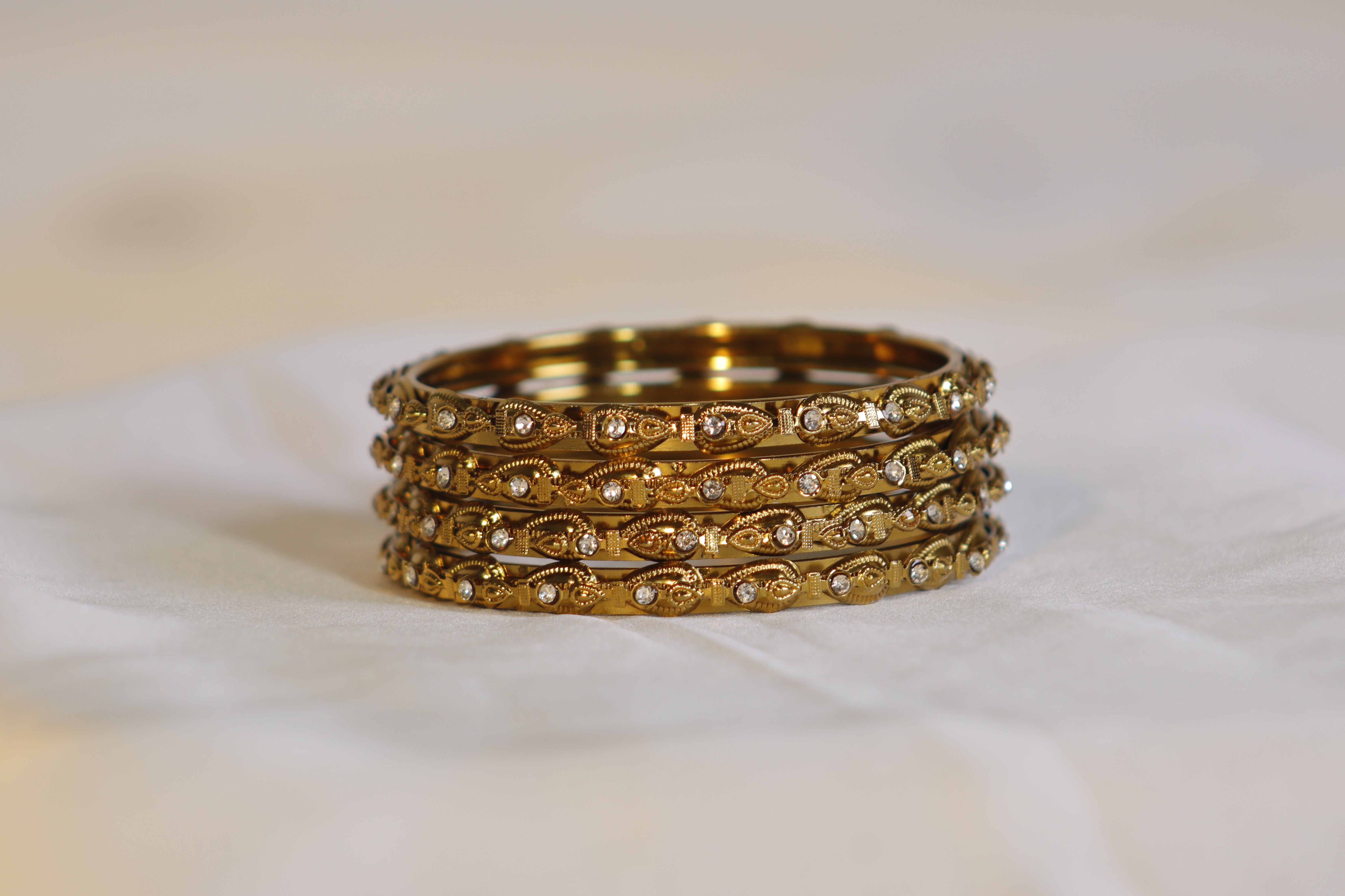Traditional Classic Kara Bangles – Golden (Set of 4)