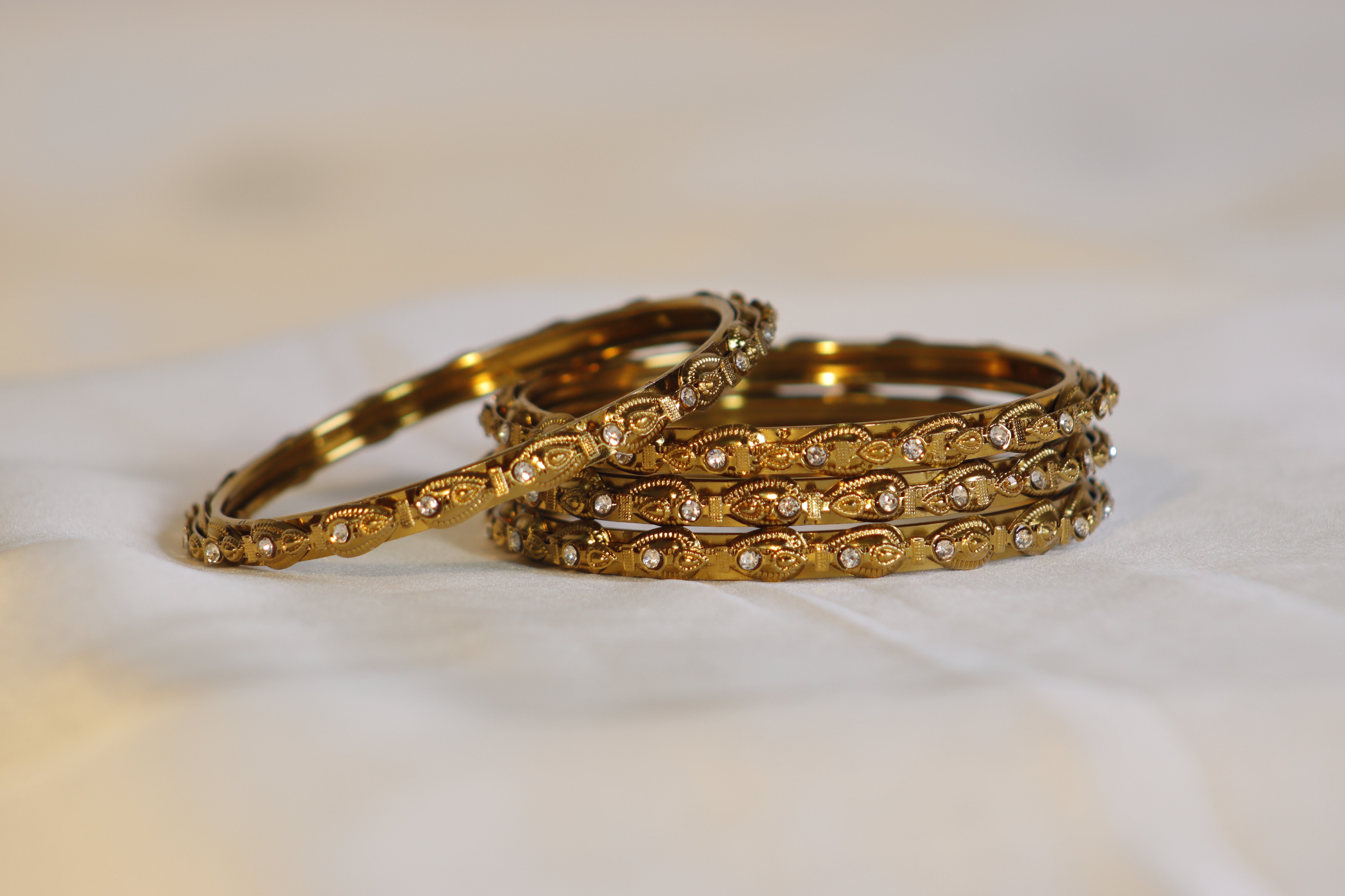 Traditional Classic Kara Bangles – Golden (Set of 4)