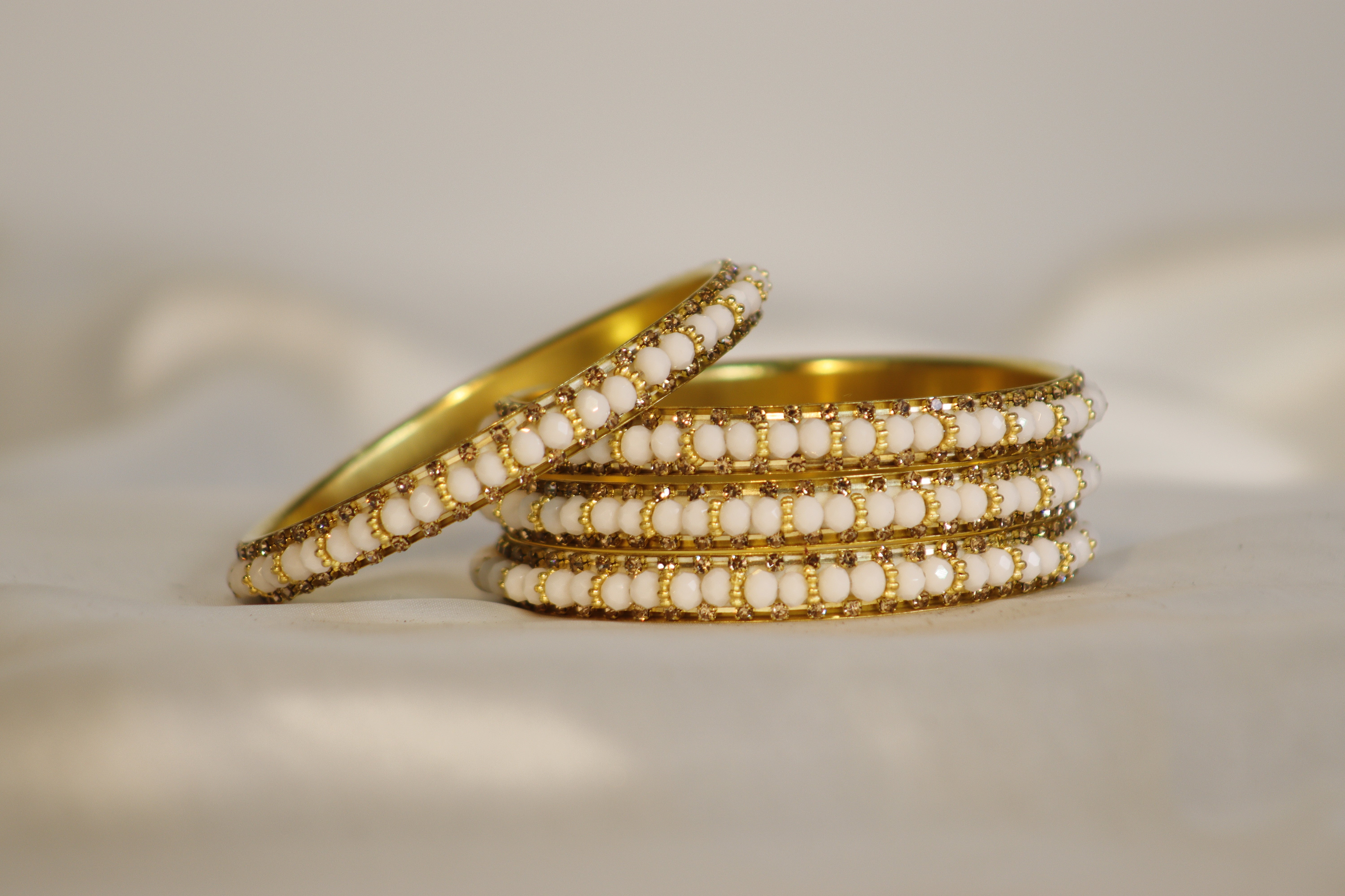 Kundan Kara Bangles – Set of 4 (Multiple Colours)