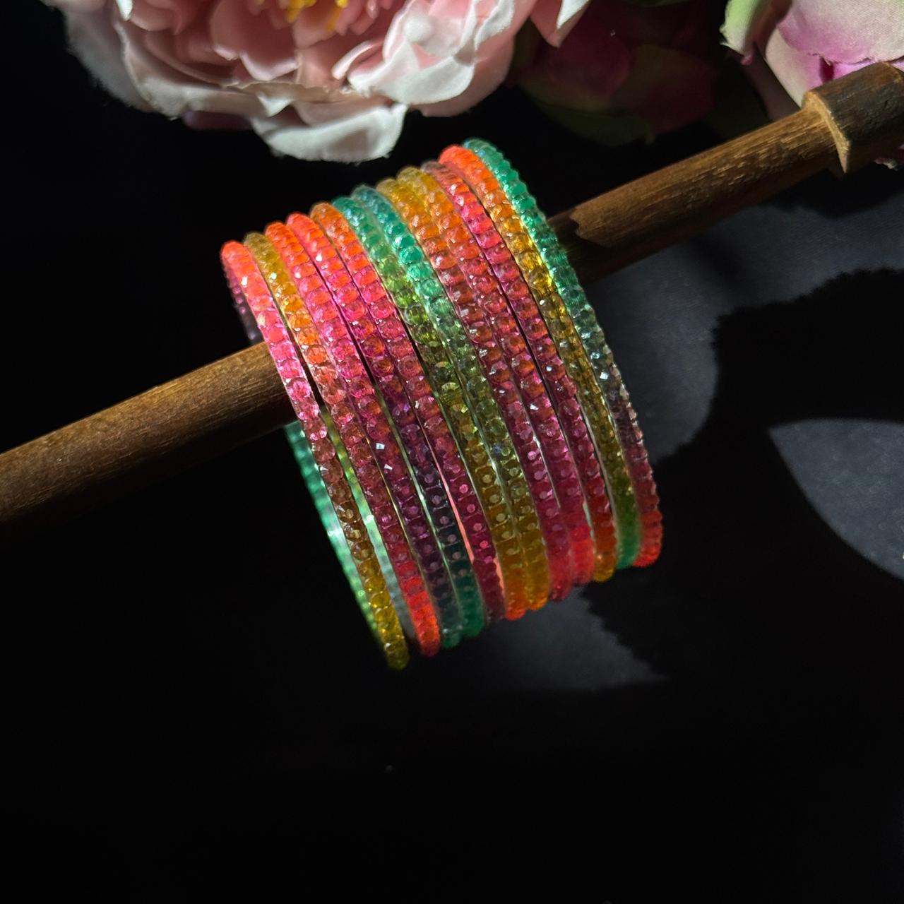 Rain Drop Pattern Multi Glass Bangle Set