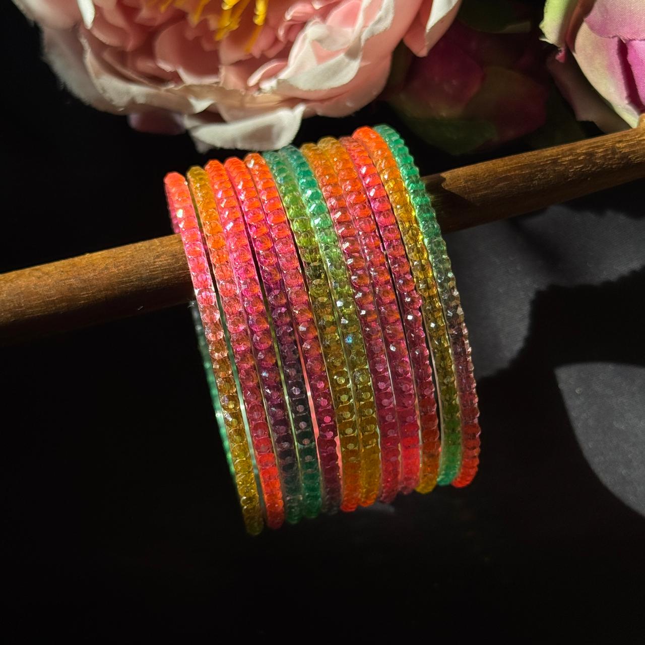 Rain Drop Pattern Multi Glass Bangle Set