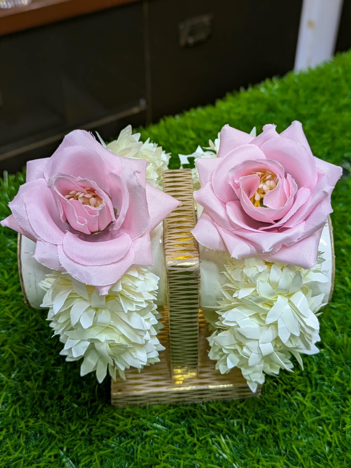 Royal Bloom Floral Gajra Set | Elegant Artificial Flower | for Wedding season & Reuseable