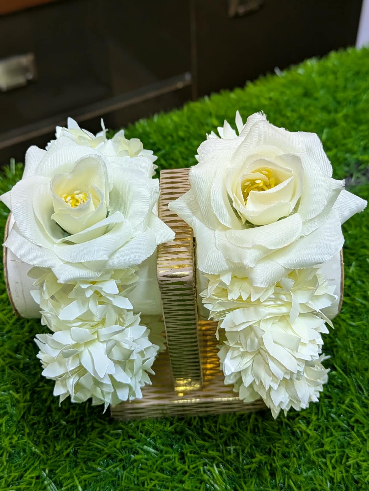 Royal Bloom Floral Gajra Set | Elegant Artificial Flower | for Wedding season & Reuseable