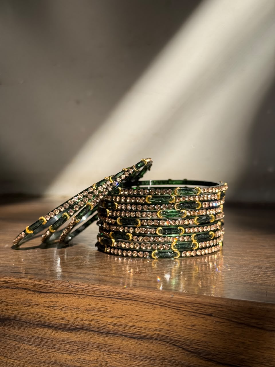 Indian Chaand Choori Glass bangles - Set of 12 | Golden Champagne Stones | Glass Bangles for Eid & Wedding