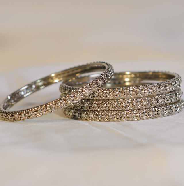 Metal Bangles in Silver with White Stone