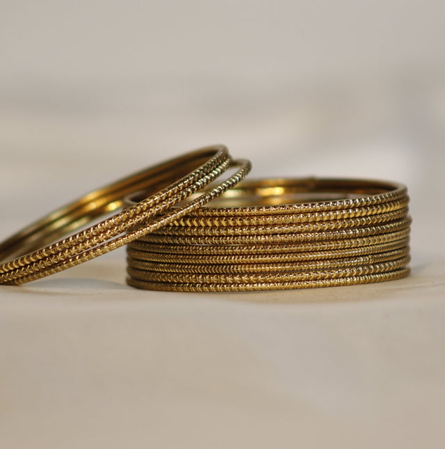 Metal Bangles – Set of 12