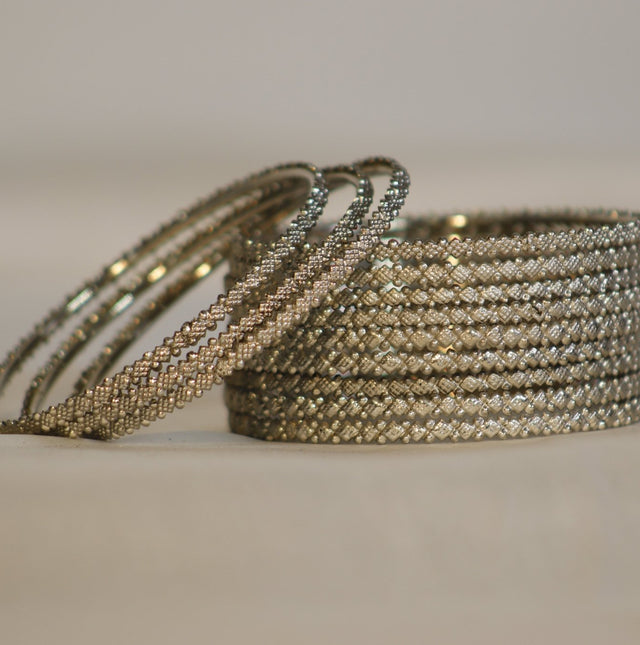 Metal Bangles – Set of 12